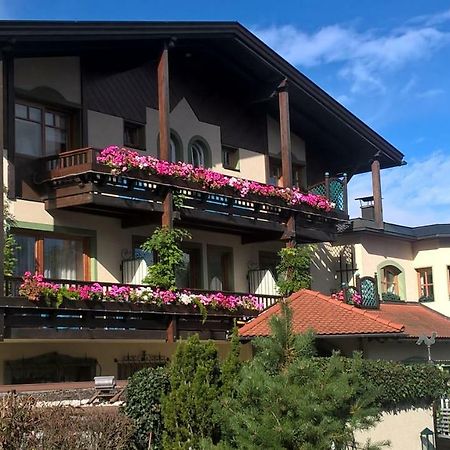 Dietrichsteinerhof Apartments & Rooms Faak am See Bagian luar foto
