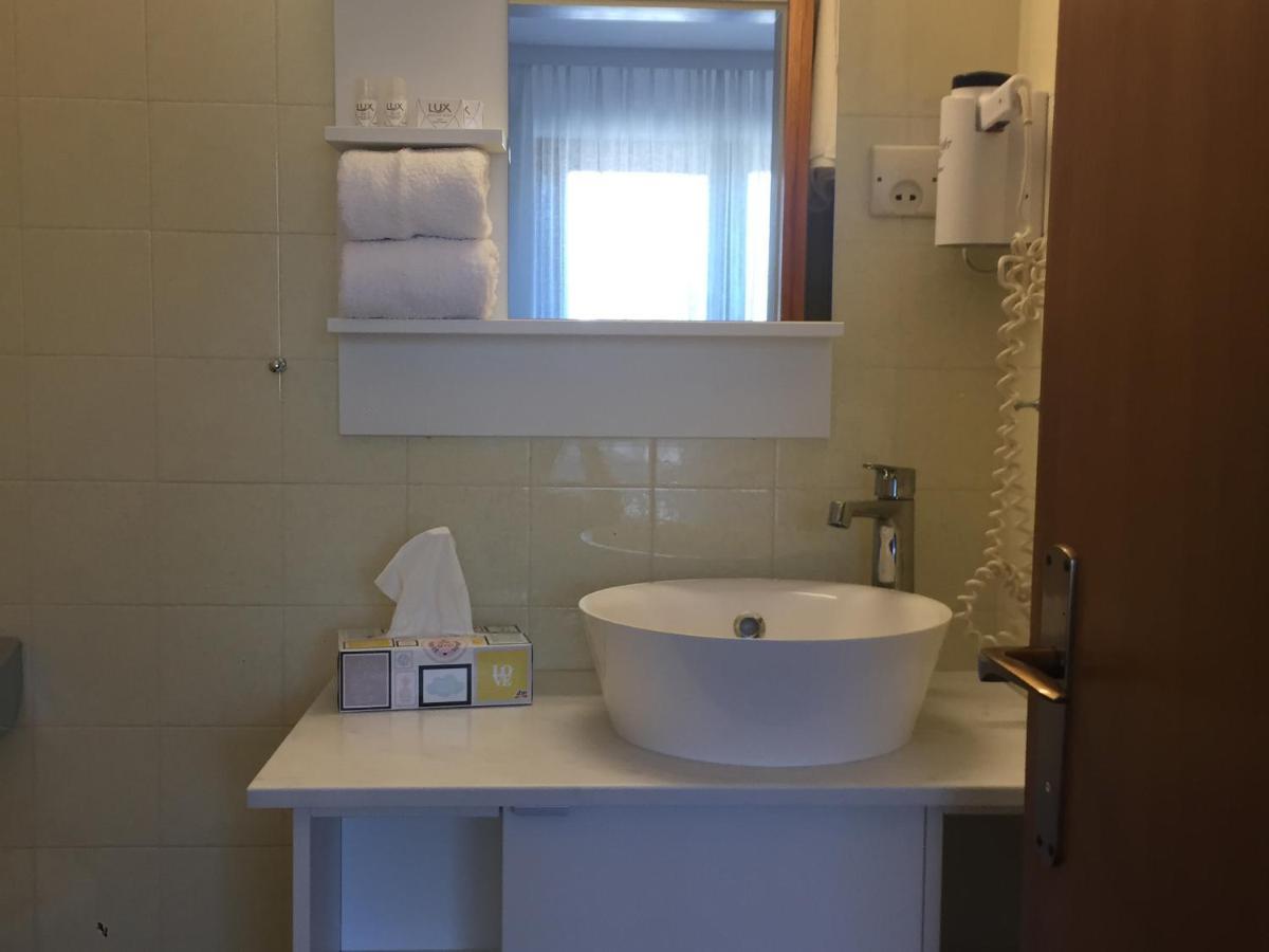 Dietrichsteinerhof Apartments & Rooms Faak am See Bagian luar foto